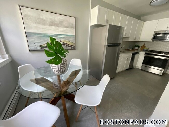 Photo - 233 Lafayette St Unidad 1