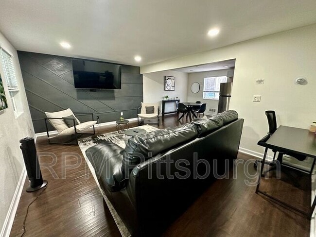 Building Photo - 1248 Pennsylvania Ave Rental