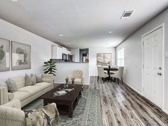 Building Photo - 2204-2212 W Rosedale St S Unit 2204