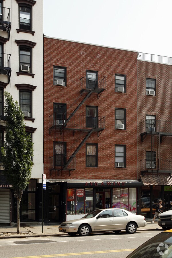 Photo - 196 Avenue A