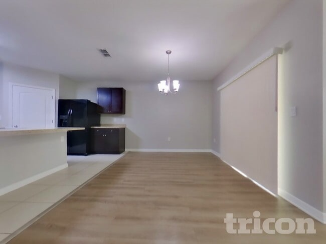 Photo - 2449 Valhalla Dr