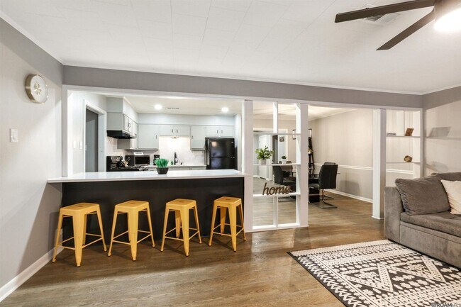 Photo - 1151 Wylie Dr