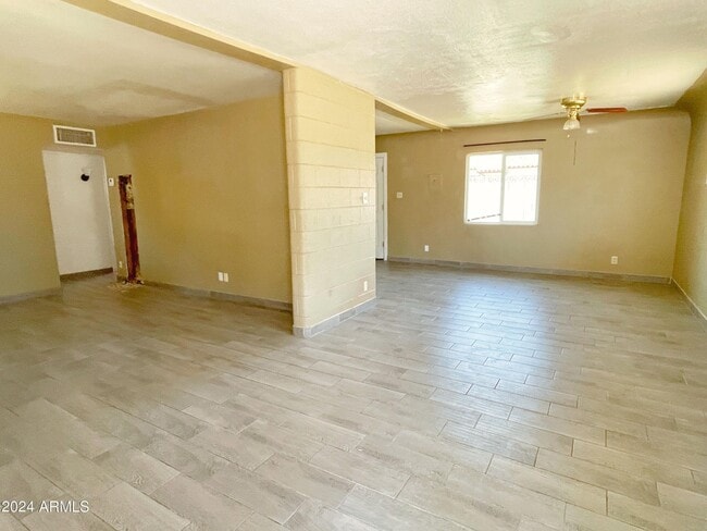 Photo - 2138 E Turney Ave