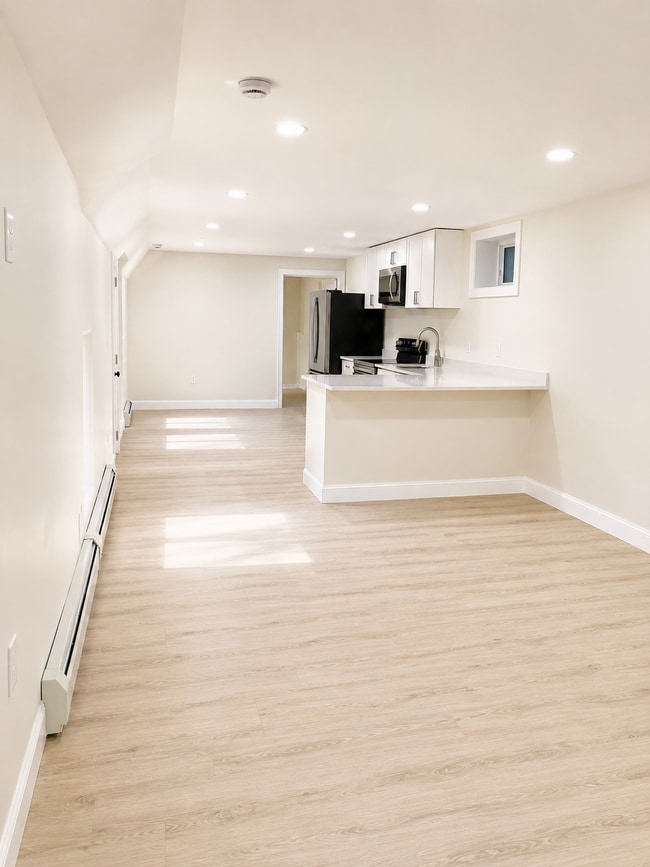 Photo - 34 Carnation Dr Unit ADU