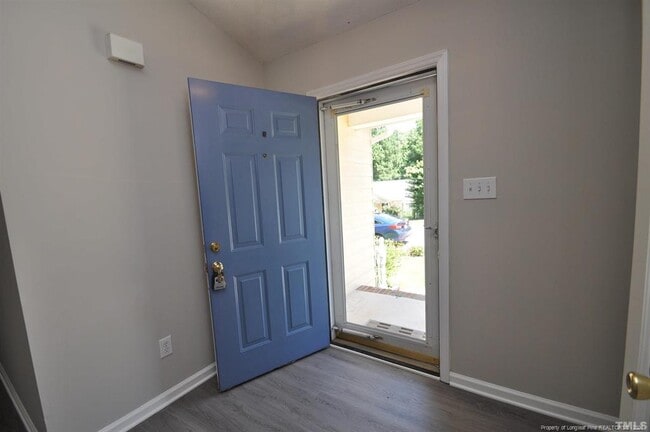 Photo - 205 W Wyatts Pond Ln