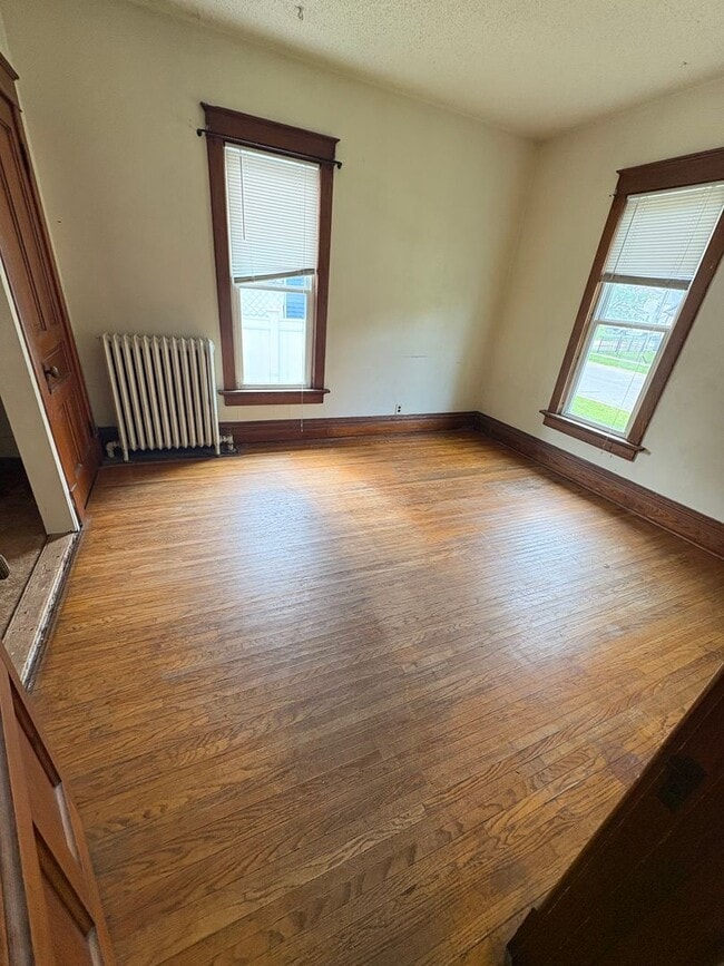 Photo - 3 Bedroom 1 Bathroom Duplex