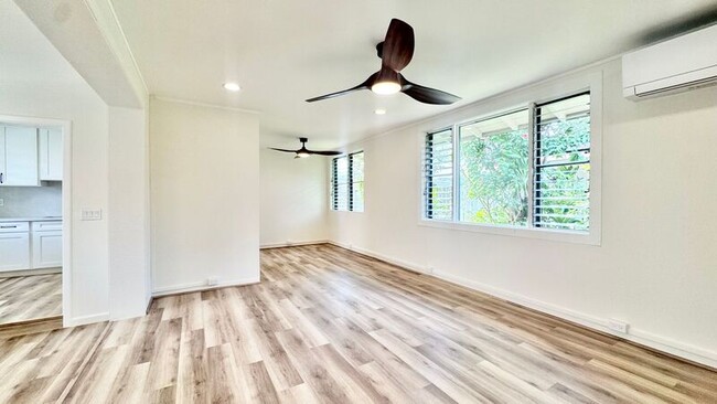 Building Photo - 421 C Olomana Street