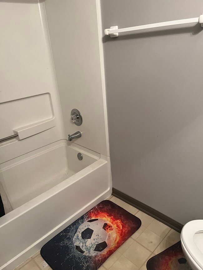 Photo - 2422 Mayfield Dr