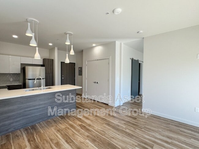Photo - 1653 Midtown Pl Rental