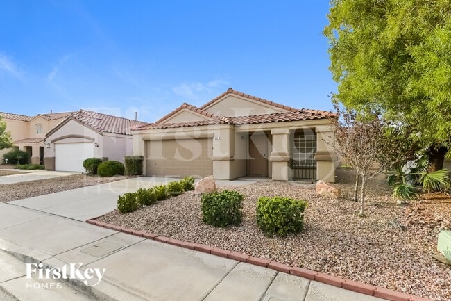 Building Photo - 692 Rising Brook Dr