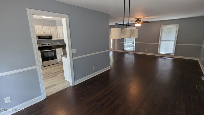 Photo - 709 Spring Run Rd