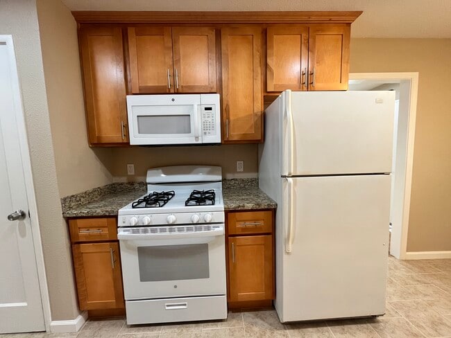 Building Photo - 1481 San Juan Ave Unit 1481