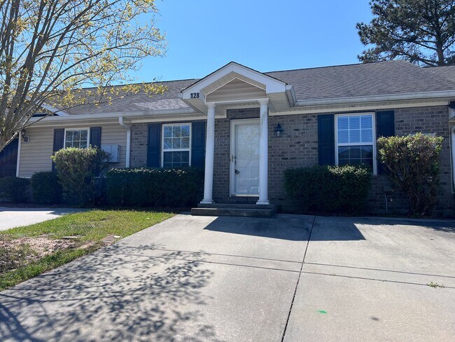 Photo - Fantastic 2 bedroom 2 bath townhome