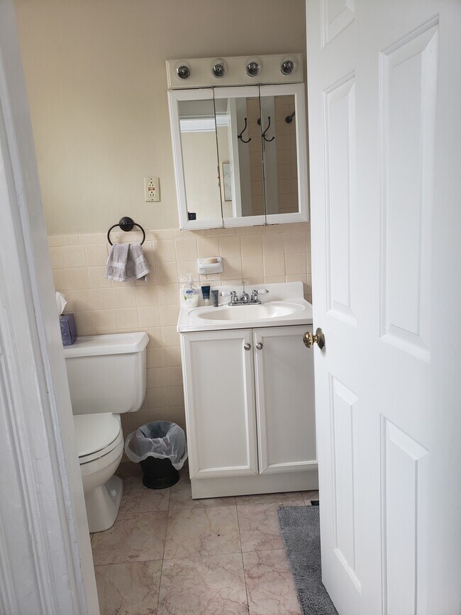 466 Commonwealth Ave Unit 807
