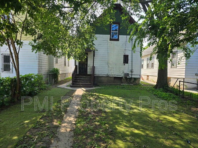 Photo - 2626 N 24th St