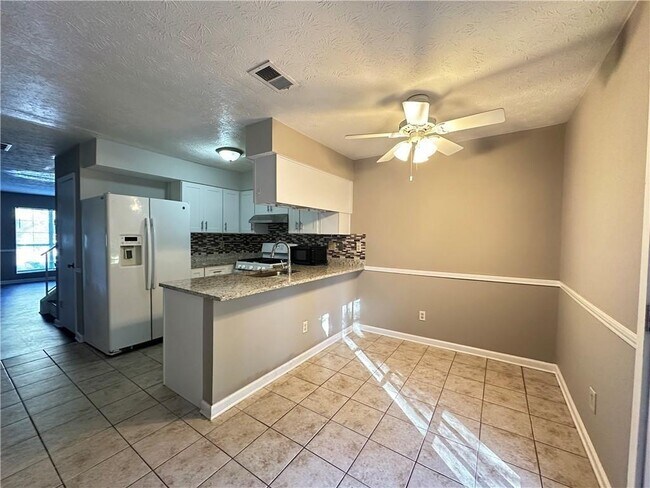 Photo - 6630 Witherington Ct NW