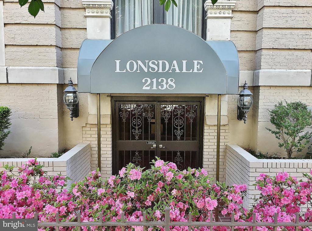 Photo - 2138 California St NW Unit 107