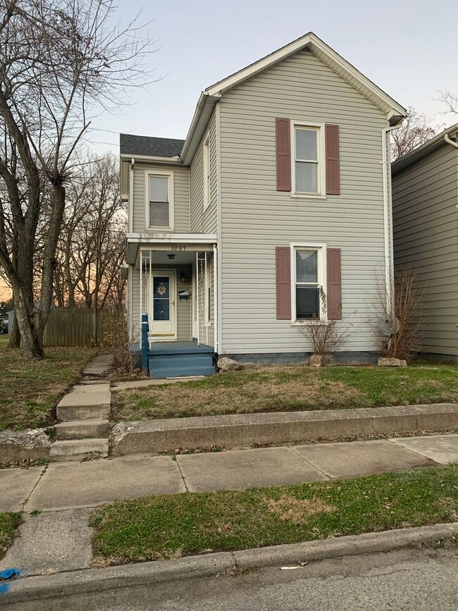 Building Photo - 3bdr single family home for rent!