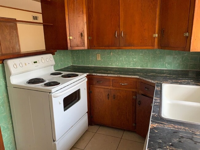 Photo - Charming 2 Bed Apartment with Spacious Layout in Jonesboro, AR!