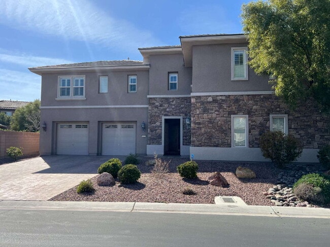 Photo - 5-Bed Retreat with Granite Elegance & Cozy Fireplace – 3690 Sq Ft of Comfort in Las Vegas with a ...