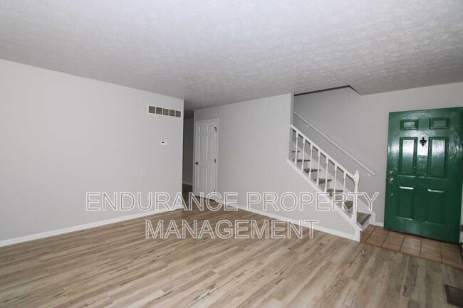 Photo - 3427 Sunbury Ln