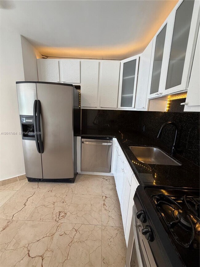 Photo - 915 Jefferson Ave Unit 4F