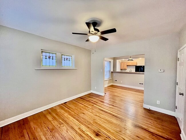 Photo - 1535 McCausland Ave