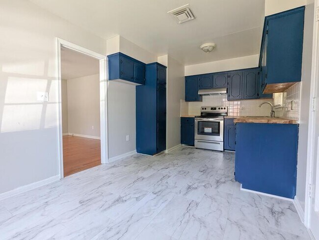 400 Riverside Dr Unit 1