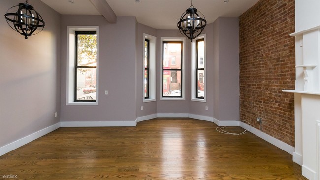 Photo - 1022 Bedford Ave Unit Apt 1L
