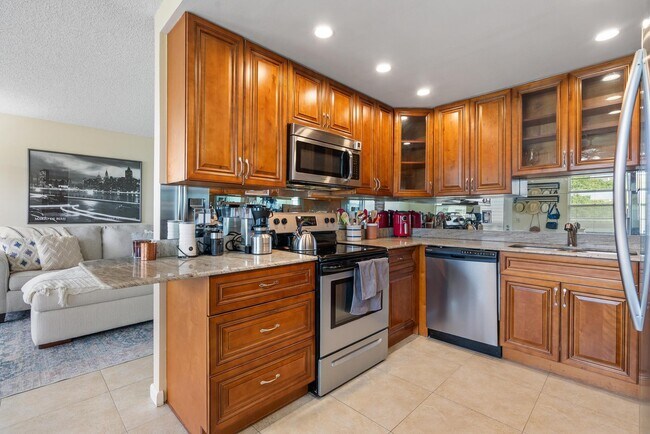 Photo - 3044 Wolverton E Unit 3044