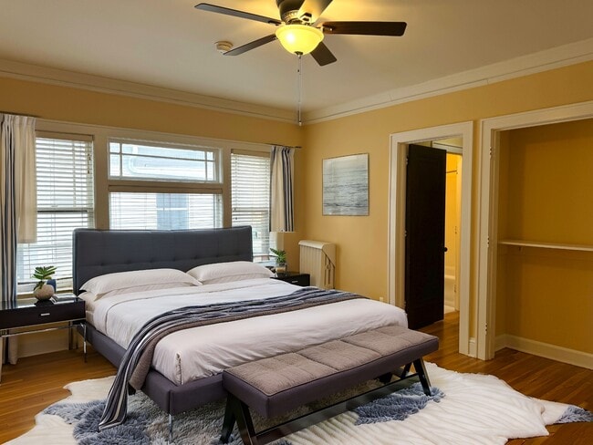 Photo - 2545 Garfield