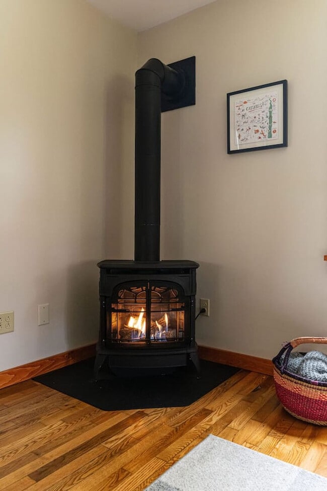 Building Photo - 444 John Rice Rd