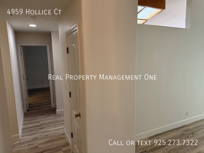 Photo - 4959 Hollice Ct