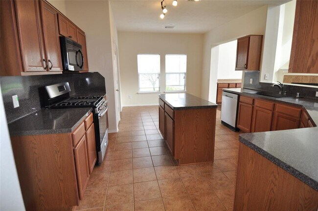 Photo - 2810 Harte Ct