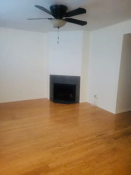 Living room - 4115 Poplar St