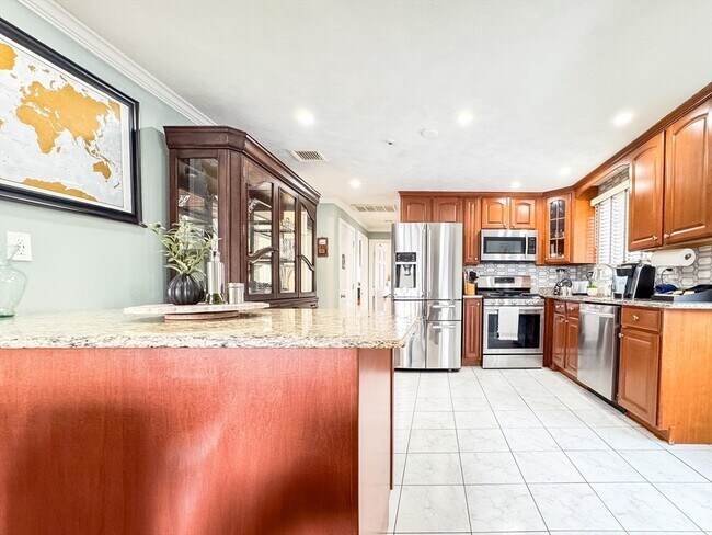 Photo - 34 Rumney Rd Unit 1