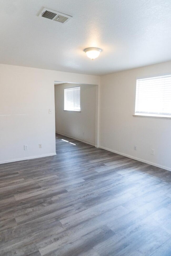 Photo - 1152 S Quivas St