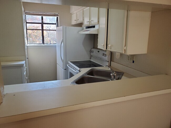 Photo - 430 Lindsey St Unit A1