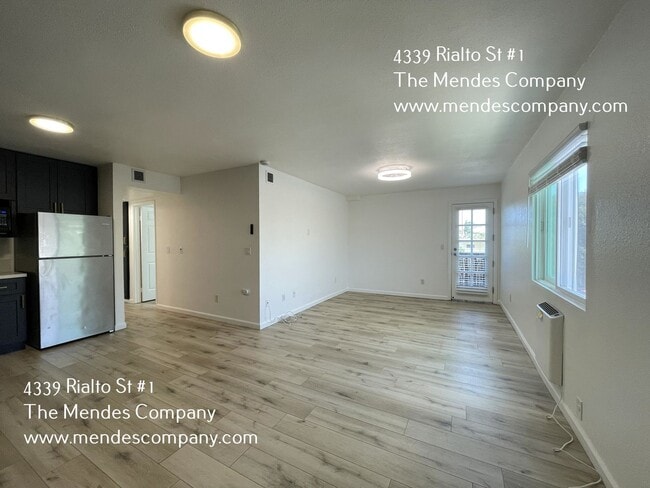 Photo - 4339 Rialto St