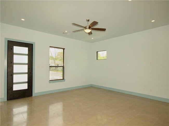 Photo - 306 Franklin Blvd