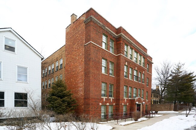 Photo - Claridge Hotel Apartments