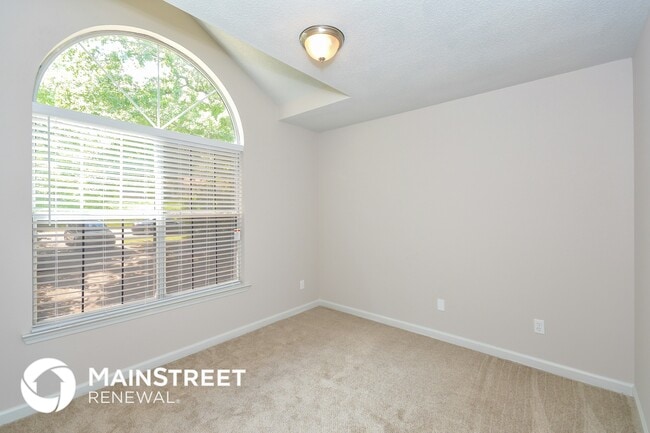 Photo - 103 Club Cir