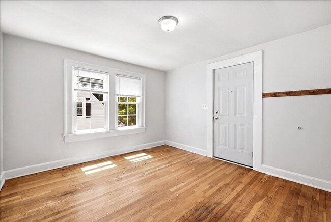 Photo - 650 Alleghany Ave Unit Apt 4