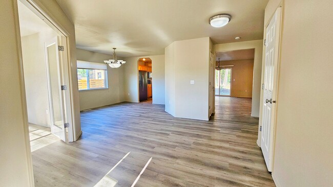 Photo - Beautiful 5 bed 2.5 Bath Home in Renton Highlands