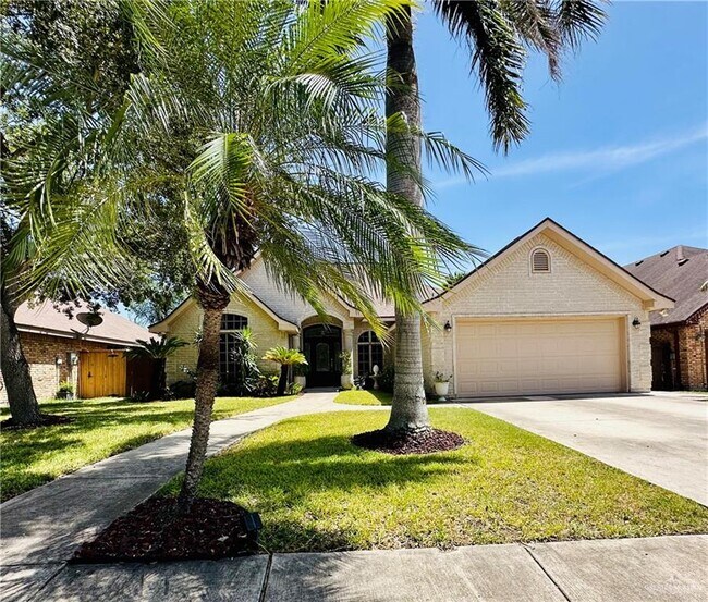 35 San Roman St