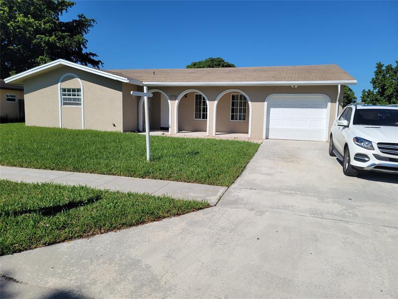 Photo - 775 NW 80th Terrace
