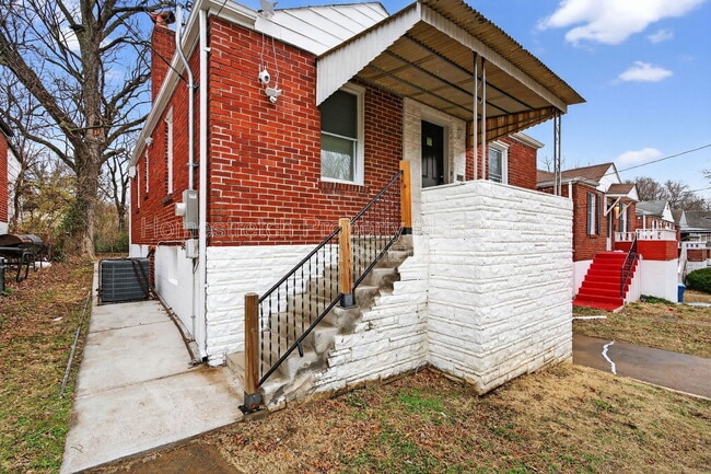 Photo - 7137 Garesche Ave