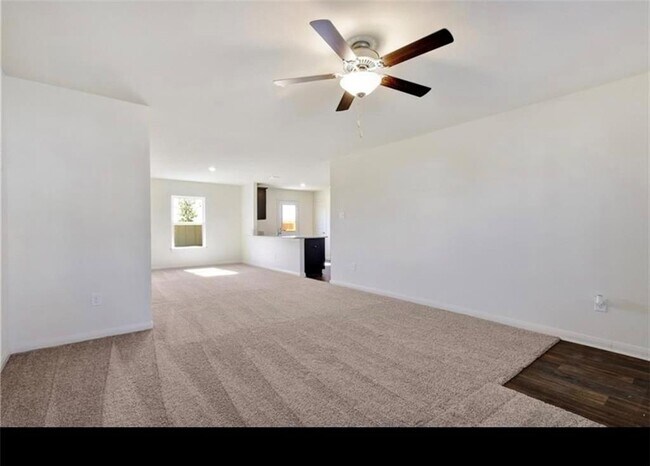 Photo - 313 Riverdale Dr