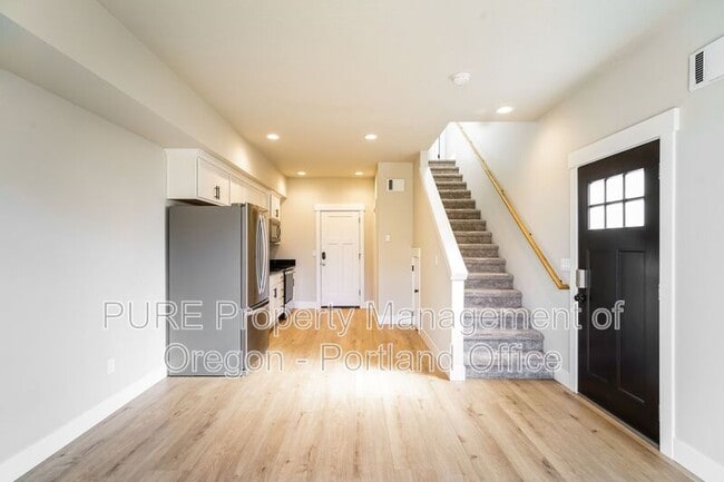 Photo - 1734 NE Gilbert Ln