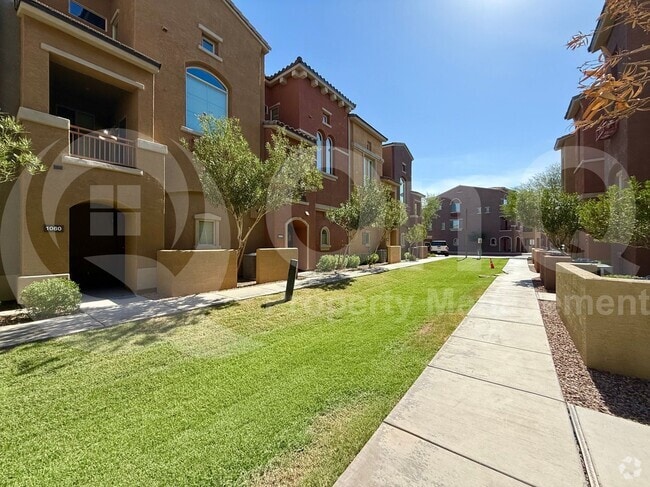 Building Photo - 240 W Juniper Ave Unit 1060 Rental